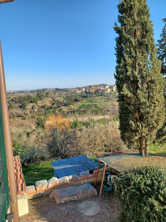 Casa Vacanze L'Acquerello Lari Ngoại thất bức ảnh
