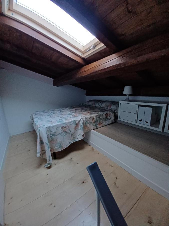 Casa Vacanze L'Acquerello Lari Ngoại thất bức ảnh